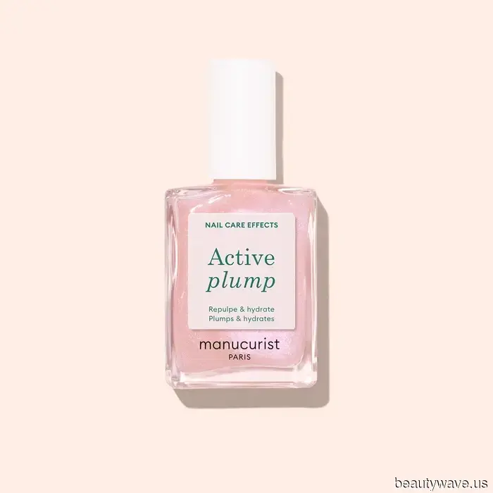 7 Colores de Uñas que las Personas Más Chic Están Usando en sus Manos Este Diciembre