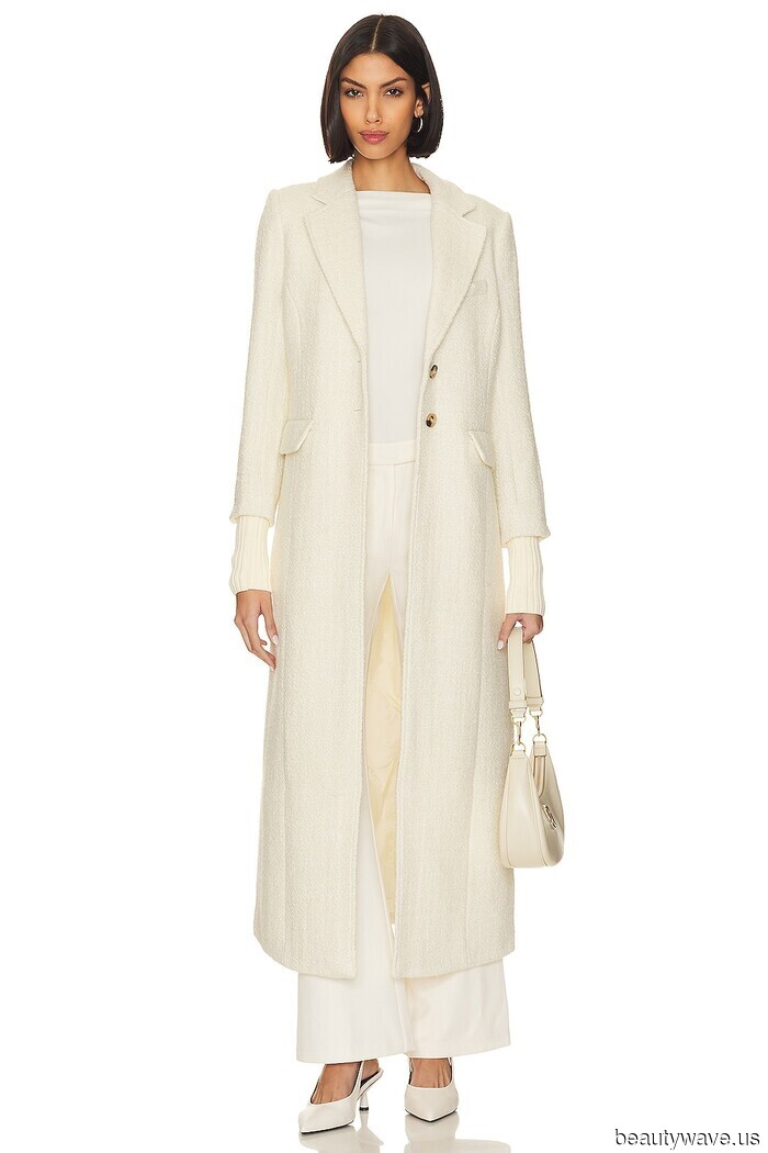 Die Anti-Trendfarbe, die man diesen Winter von Kopf bis Fuß tragen sollte (Hinweis: Es ist nicht Weiß oder Schwarz)