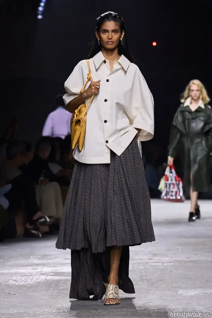 The Top 5 Handbag Trends This Summer Are Unexpectedly Classic