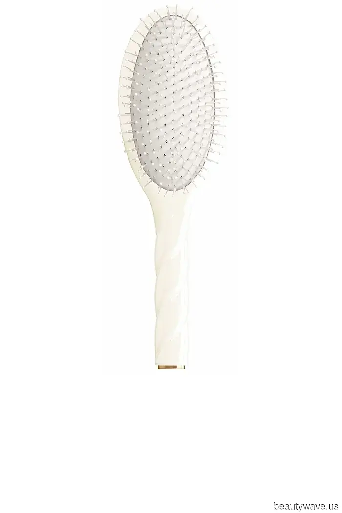 Kelly Rutherford ist die Königin der ikonischen Aufzug-Selfies&mdash;das sind die Schönheitsprodukte, die in ihrer Birkin versteckt sind.