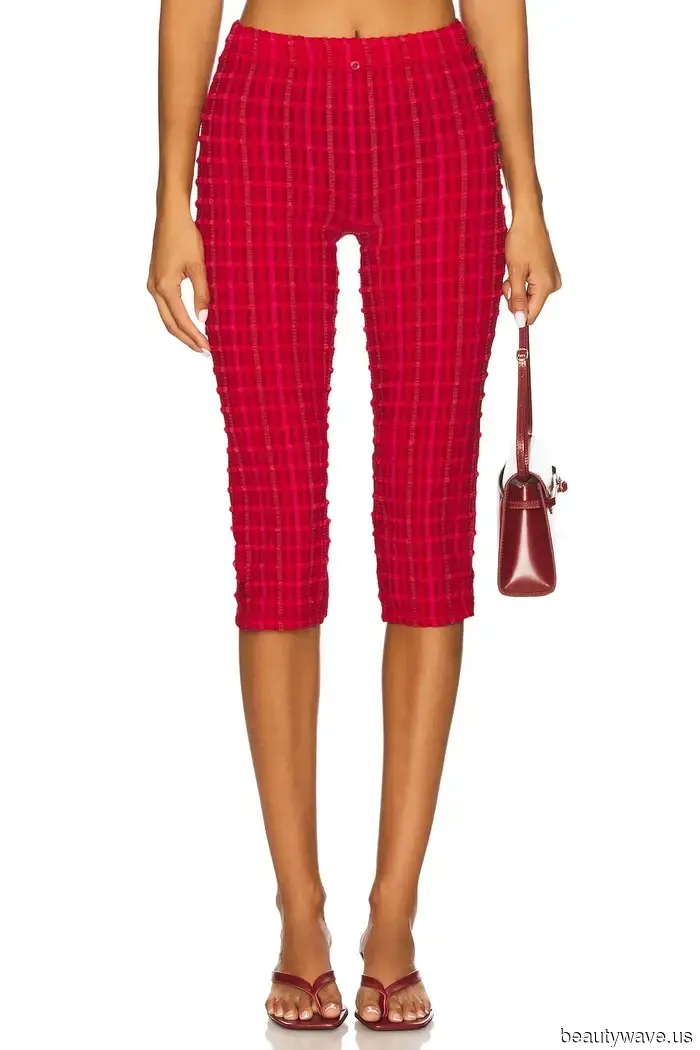 Not Jeans, Not Trousers—5 Winter Leggings Trends That Fashionable Individuals Are Really Sporting