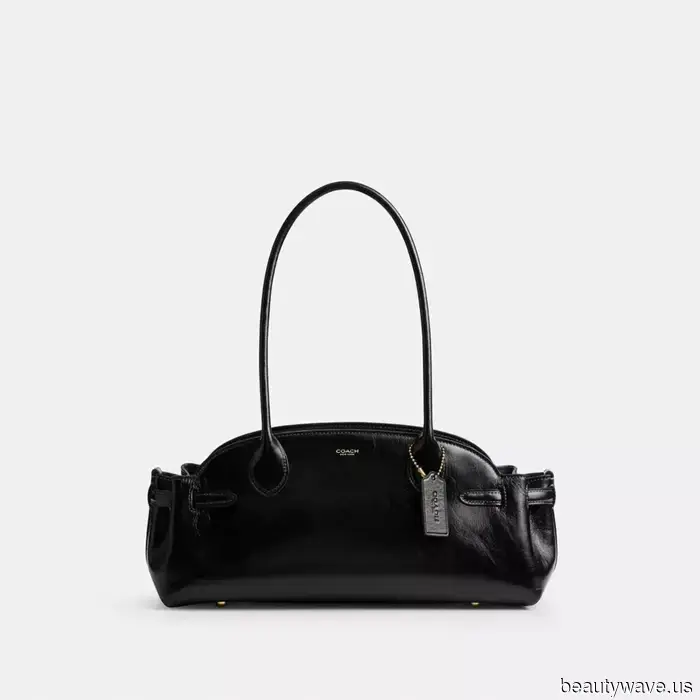 Spotted in L.A.: Odessa A'zion was seen carrying the iconic Coach bag that every editor I know desires.