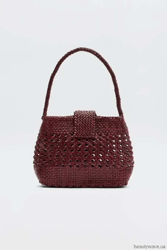 This Editor-Approved Coat is trending for the second consecutive year—and it's currently 25% off.