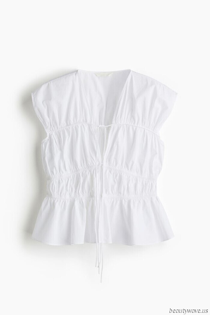 Tokyo summers can be extremely hot—5 essentials that all the stylish Japanese girls rely on.