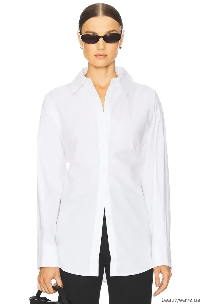 15 Essentials Every Fashionable Woman Understands to Refresh at the Start of the Year