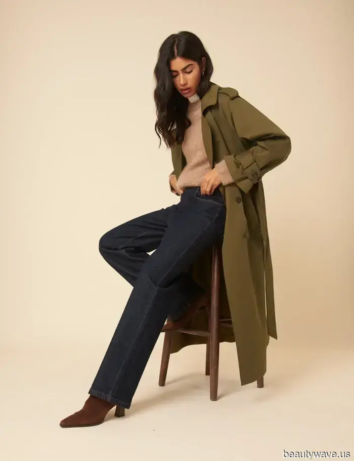 Improvvisamente, ogni persona alla moda che conosco indossa un trench coat del marchio londinese che rivaleggia con Zara.