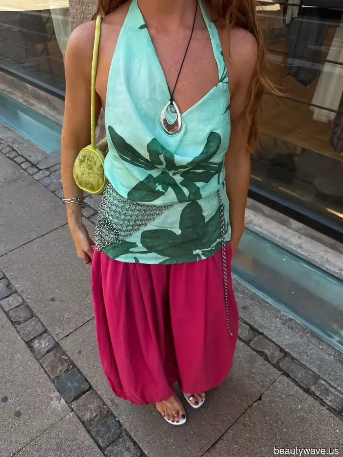 Not Just Black and White—This Season's Most Stylish Dressers Are Choosing Vibrant Color Combinations