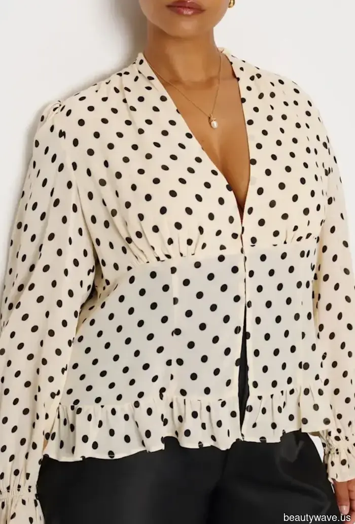 5 Tendencias Principales que Todos Usarán con Jeans, Leggings y Faldas en 2026