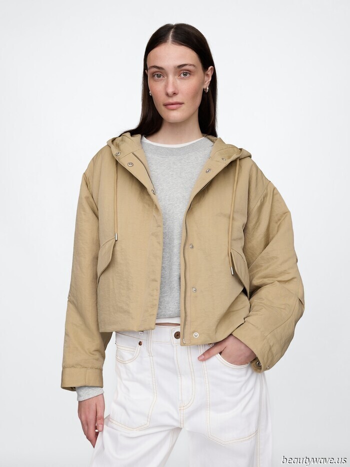 A Fashionista from New York Visits Gap—23 Items They'd Choose for Summer.