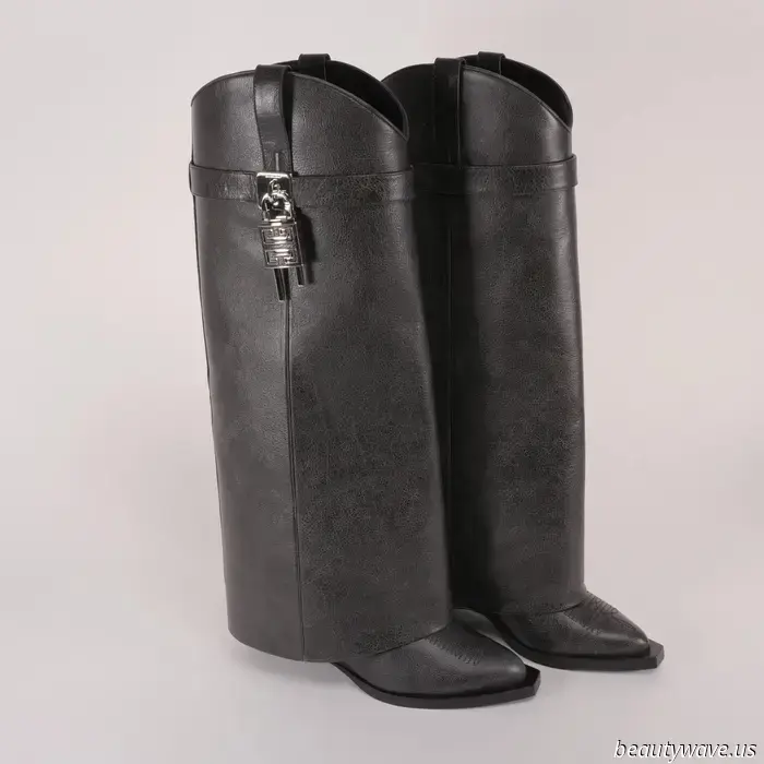 Эмма Чемберлен говорит, что широкие брюки вышли из моды, а в моде — узкие, хорошо скроенные брюки — посмотрите, от чего ещё она расстаётся…