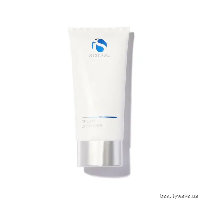 I Never Miss My Morning Cleanse—Here Are the Mild Cleansers I Rely On.