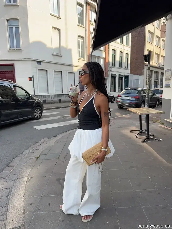 I Can Tell You’re Fashionable If You Match Your White Jeans With One of These 6 Shoe Colors.