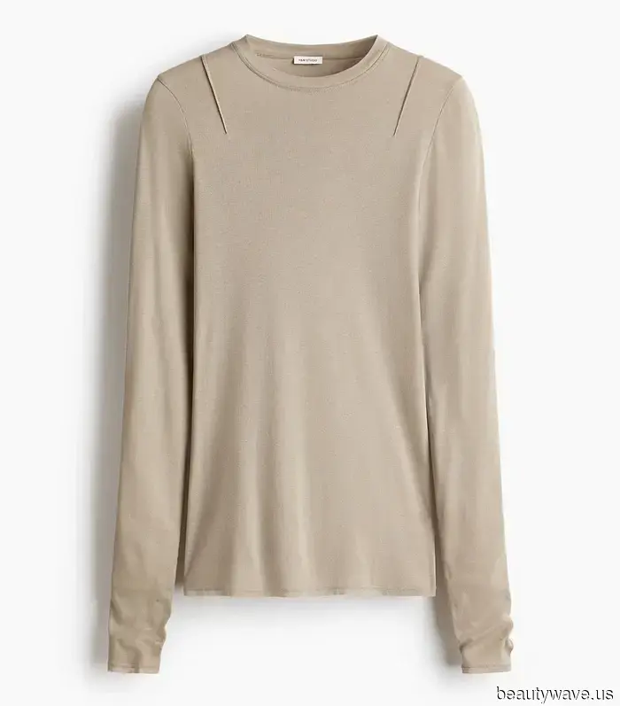 Заметили в Аспене: Тесса Томпсон уже носит весенний тренд, который возвращается в моду