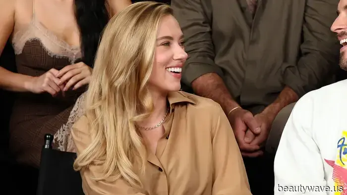 Dieser spezielle Jackentrend ließ Scarlett Johanssons schlichte Hose in NYC so teuer aussehen.