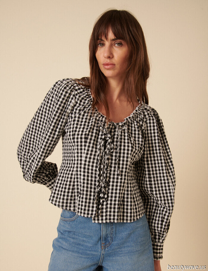 Apologies, tank tops—this summer I'll only be wearing lovely blouses paired with my shorts, skirts, and linen trousers.