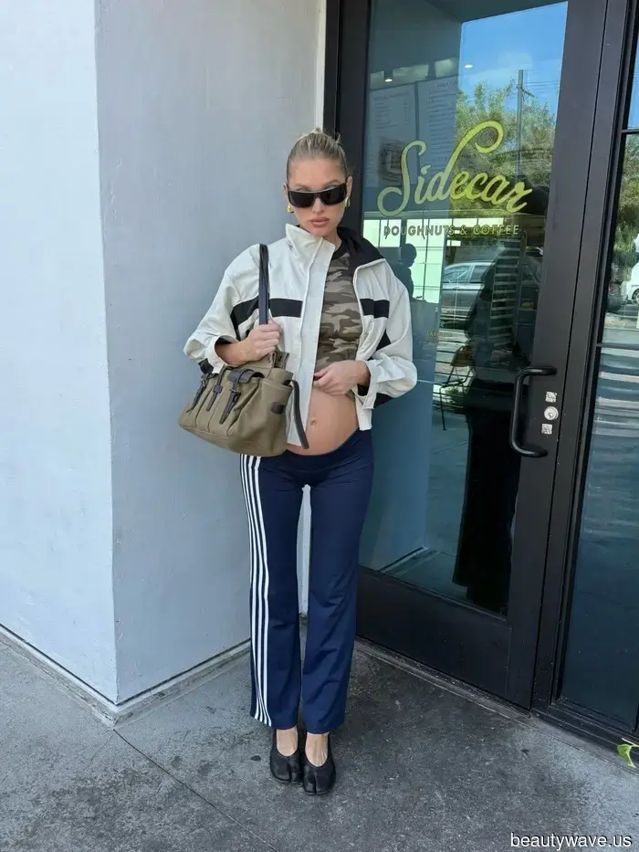 Not Capris, Not Poplin: The Trendy Cool-Girl Pants Elsa Hosk Pairs with Ballet Flats and Windbreakers