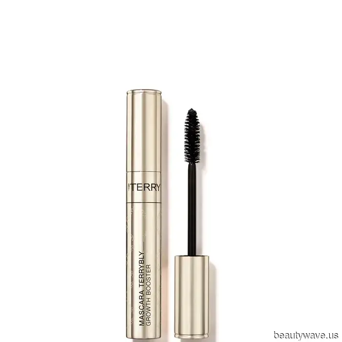 You Inquired, We Answered—Here’s What Our Beauty Editors Have in Their Autumn Makeup Bags.