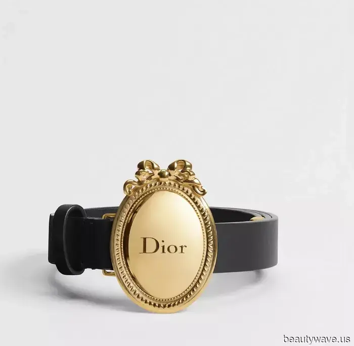 Plötzlich heben Modeleute in London, NYC und Paris ihre Outfits mit diesem begehrten Accessoire hervor.