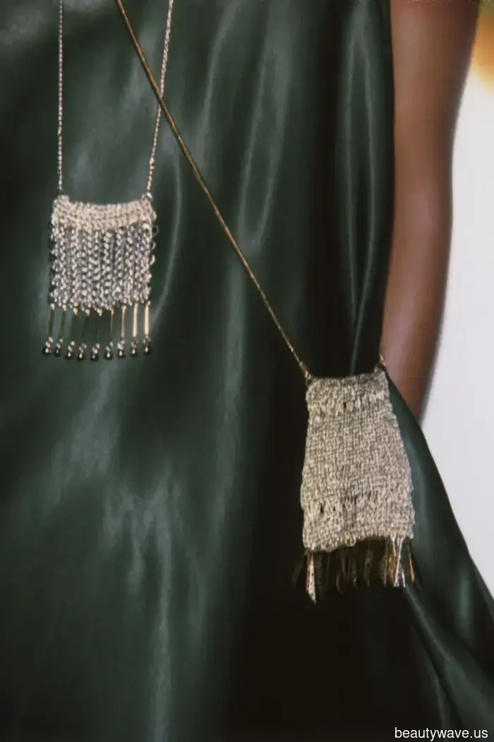 Quit Trying to Browse Zara—As an Expert, I’ve Unearthed All the New Items That Are Worth Purchasing.