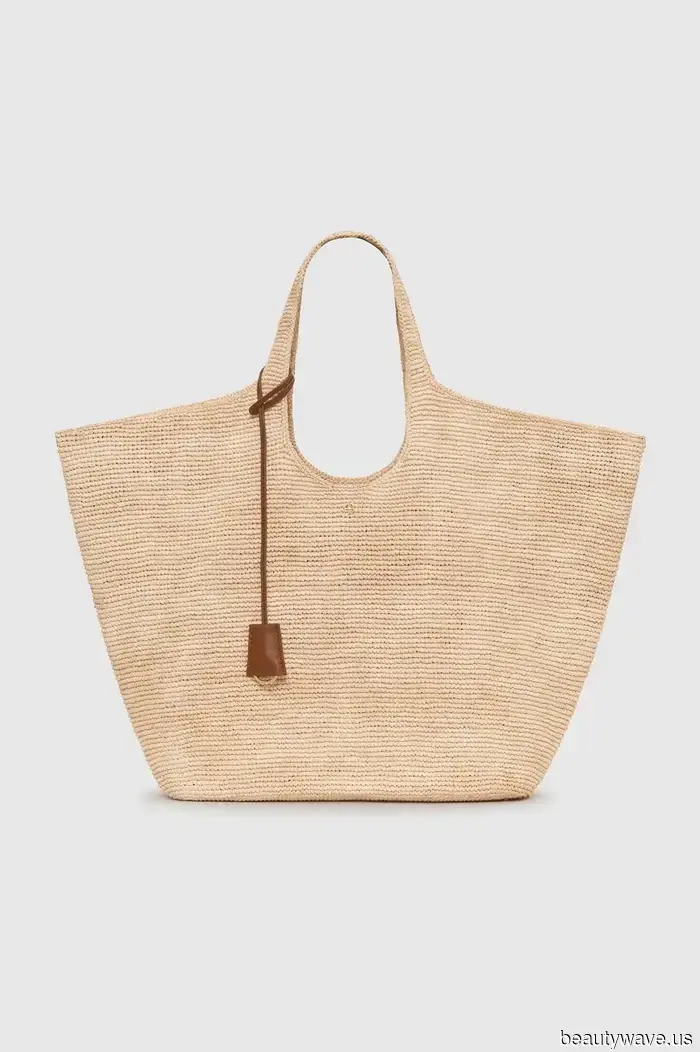 Le donne ad Antibes, Monaco e Bodrum indossano sempre questa tendenza di borse estive approvata dai designer&mdash;Queste 13 sono le più…