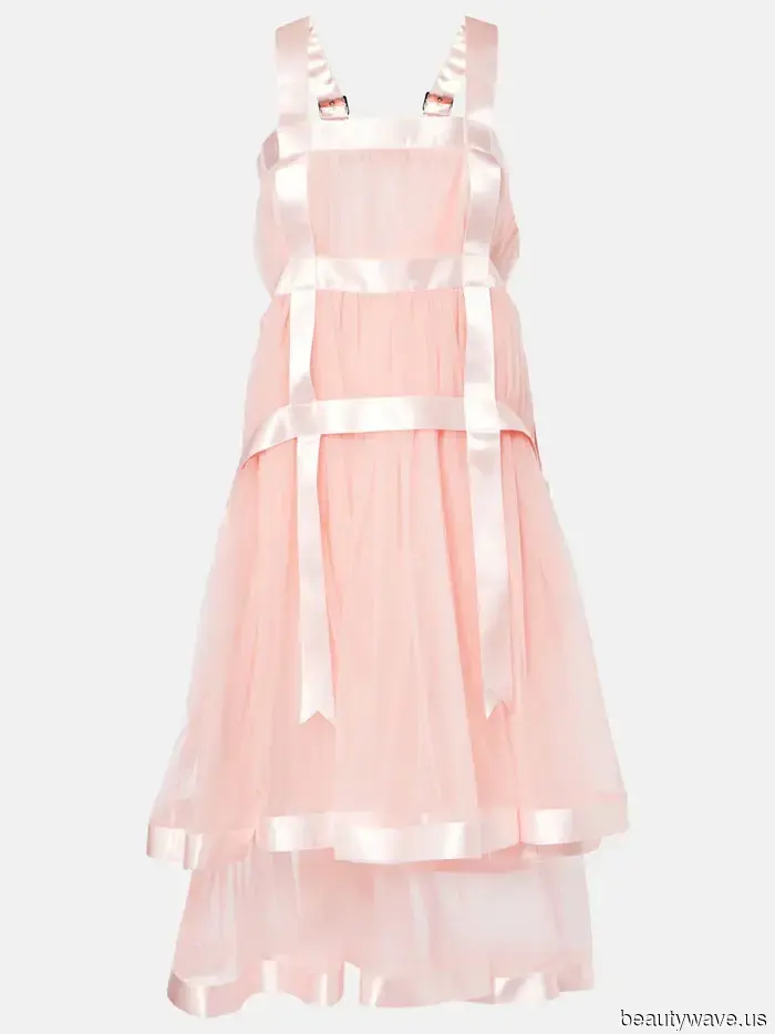 Dry Your Eyes, Subtle Elegance—Alternative Fashion Dominates Spring