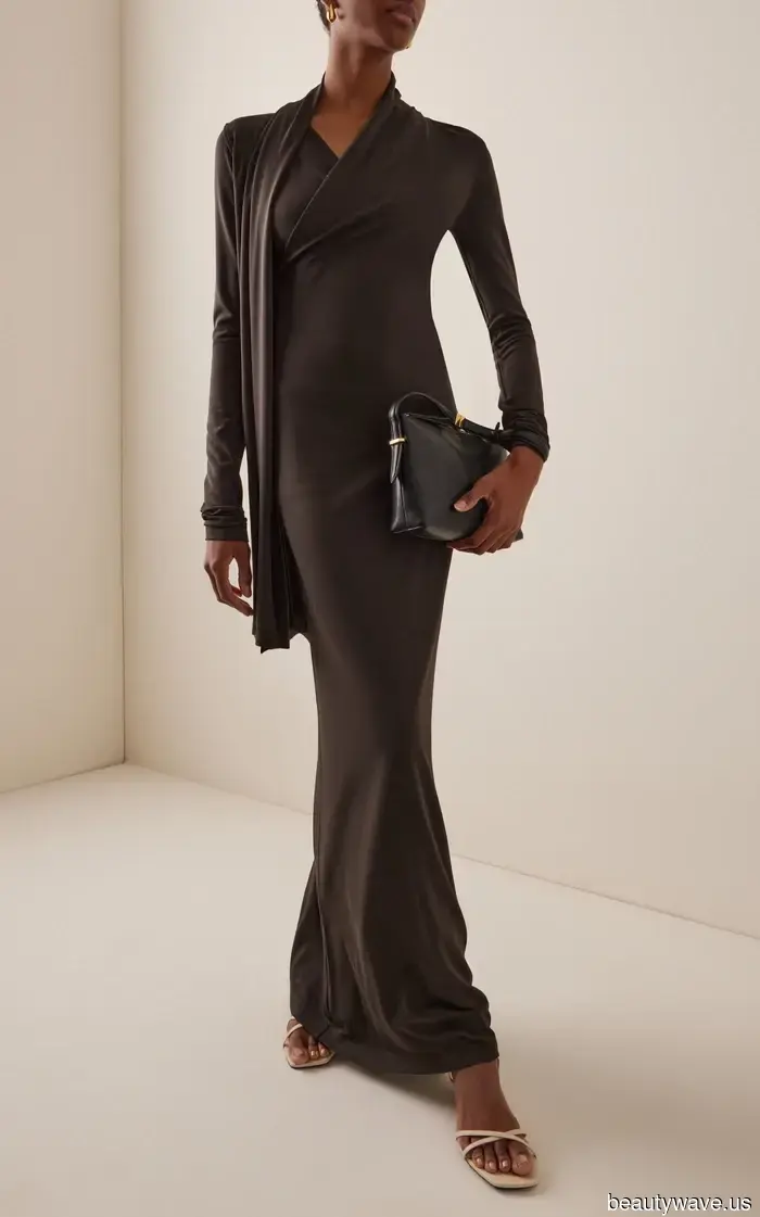 A Luxury Sale Dreads My Arrival—38 Discoveries from Saks, Ssense, and Moda That I Quickly Added to My Cart