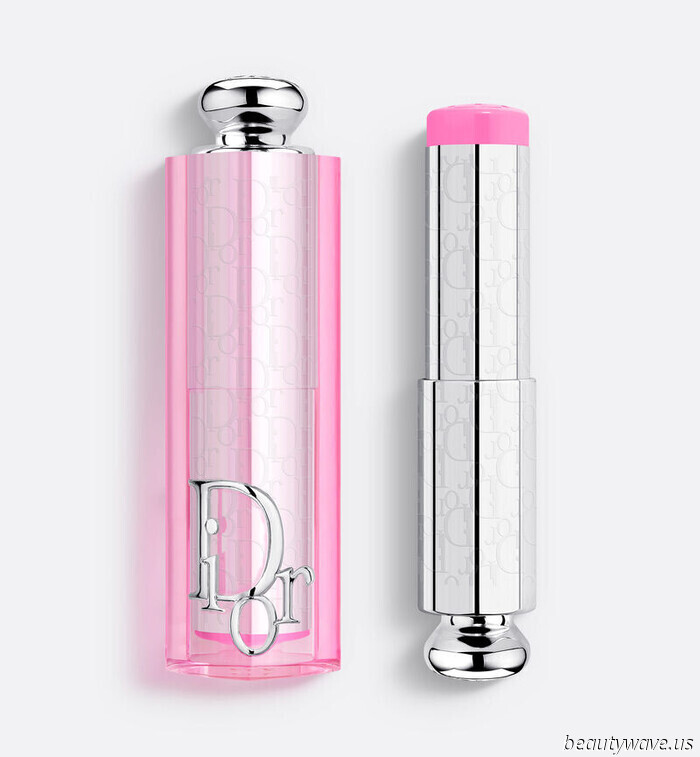 Dior has just refreshed its iconic Backstage makeup collection and revamped this celebrity-favored blush that went viral on TikTok.
