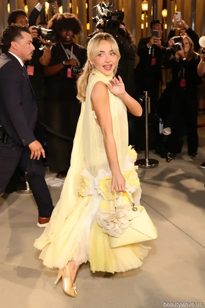 Cinematic! Jonathan Anderson Transforms the Hollywood Narrative for Dior Cruise 2027.