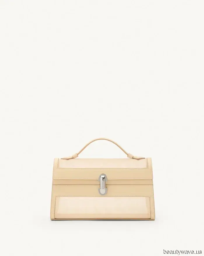 Скандинавские женщины знают, как сделать джинсы стильными&mdash;5 осенних образов, которые я без стыда копирую