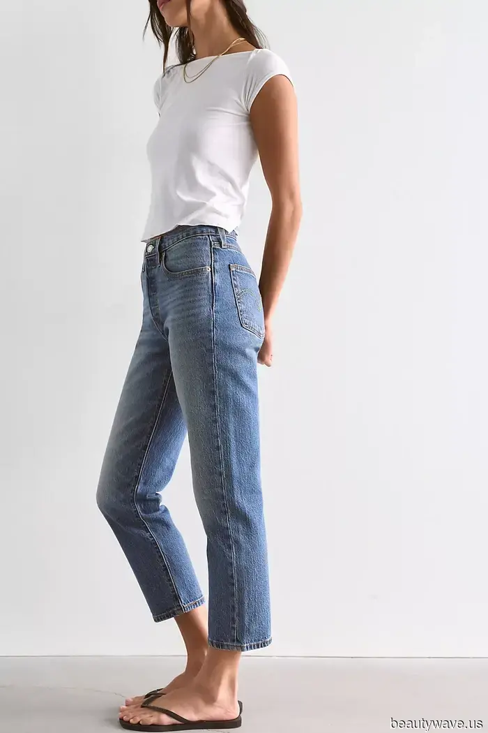 Skip the cropped jeans—opt to wear them with this shoe trend if you're worried about appearing outdated.