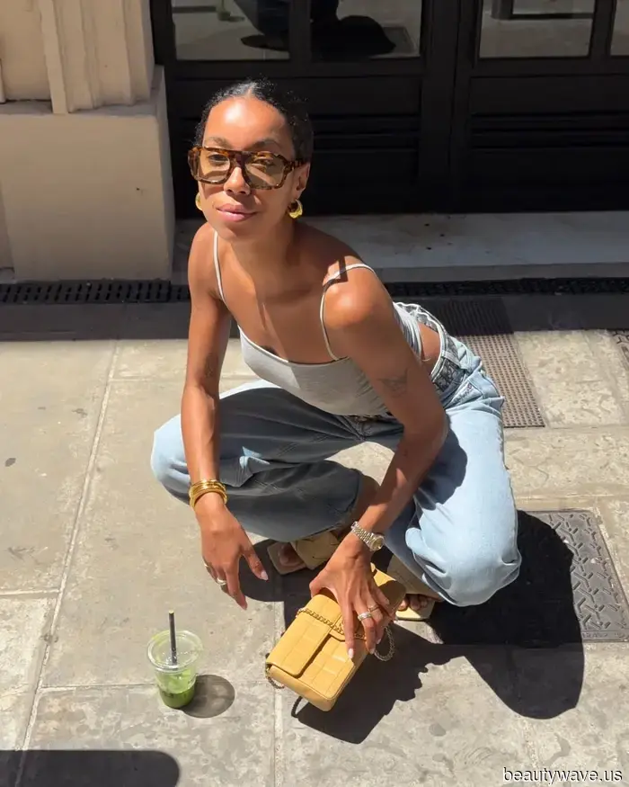 I've conducted the research—here are the *specific* sandal colors that pair best with blue jeans.