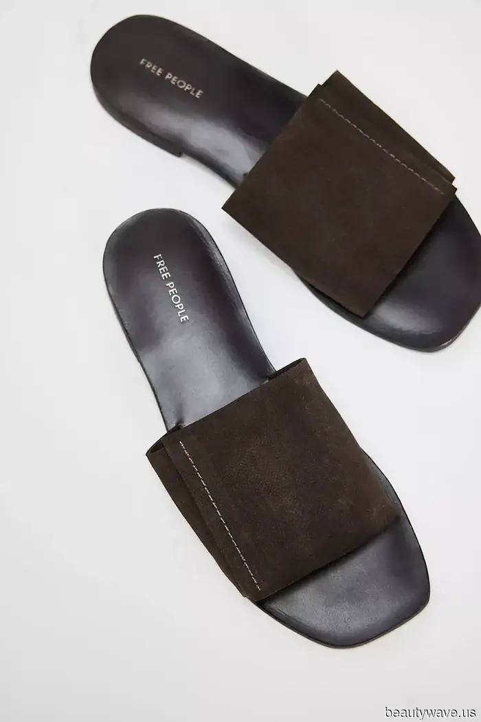 Mi dispiace, Ballerine&mdash;Zoe ha appena indossato la tendenza delle scarpe basse che onestamente non mi aspettavo di vederla indossare.