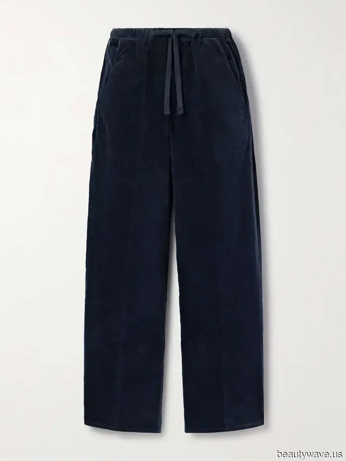 Le It Girls di L.A. e NYC indossano questa tendenza di camicie "noiose" con jeans e pantaloni.