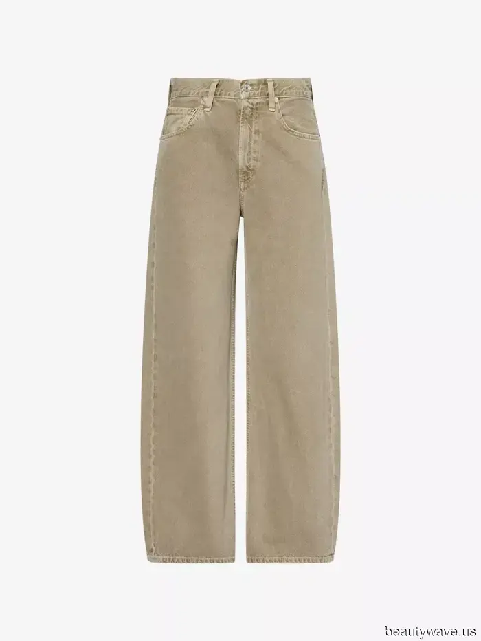 Aspetta e vedrai&mdash;Chiunque sia alla moda indosserà questi 6 trend di jeans in ripetizione il mese prossimo.