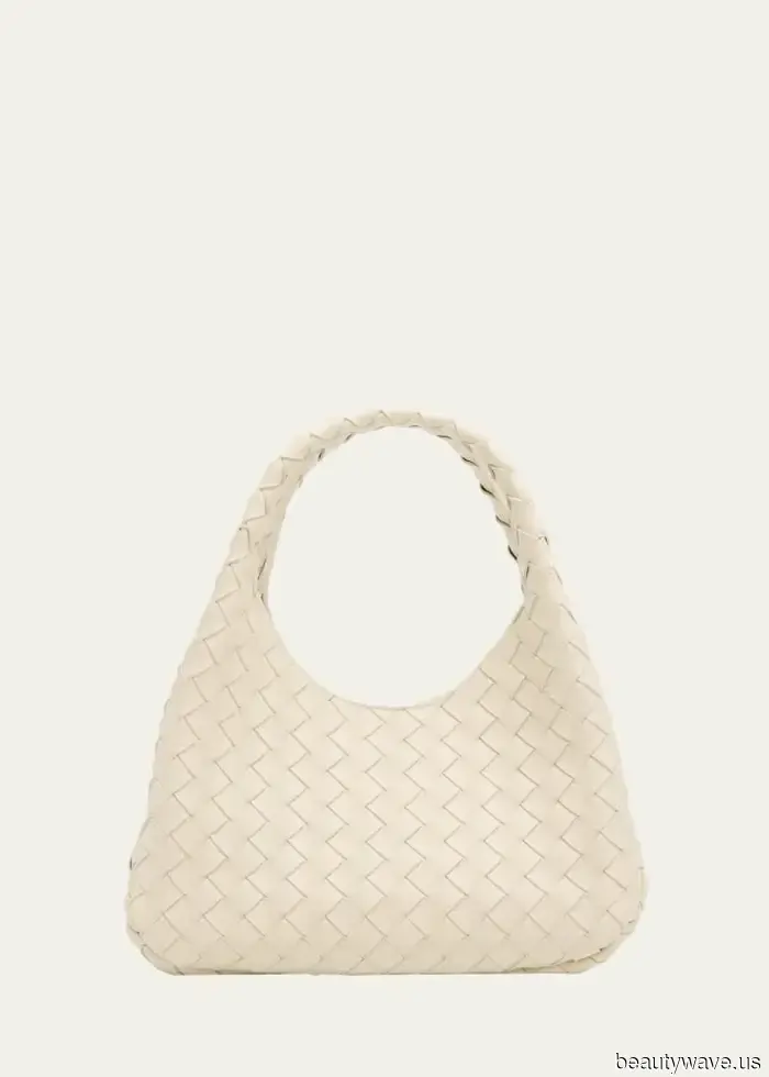 I Keep Noticing These 6 Bag Trends on Every Block in Brooklyn