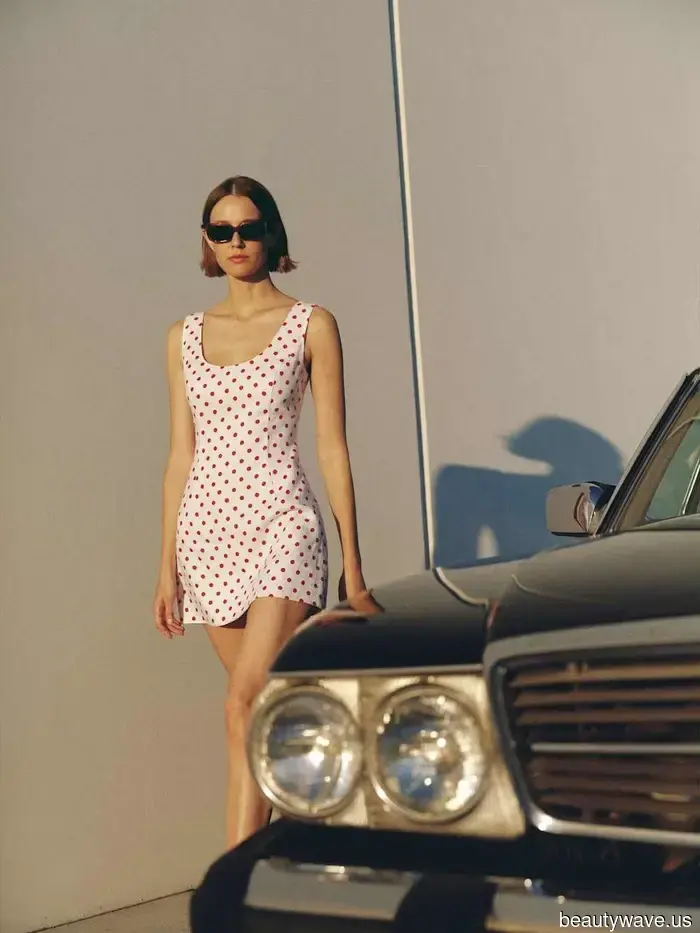 You might not agree, but fashion insiders say that these 7 summer fashion trends are officially "outdated."