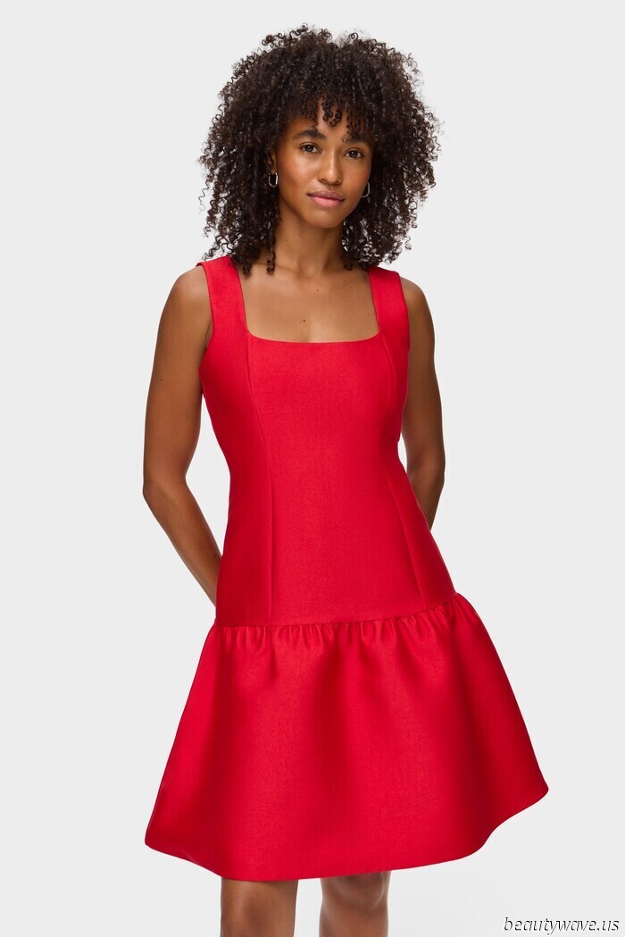 Certainly, black dresses are classic, but those with excellent taste are opting for elegant styles in these lovely colors this...