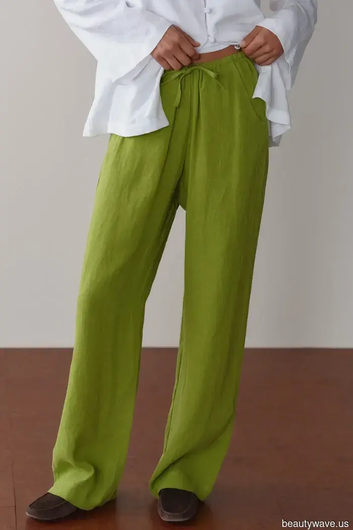 Meine Entschuldigung, Jeans&mdash;Dieser Hosen-Trend macht meine Arbeits-, Reise- und Wochenend-Outfits ebenso schick.