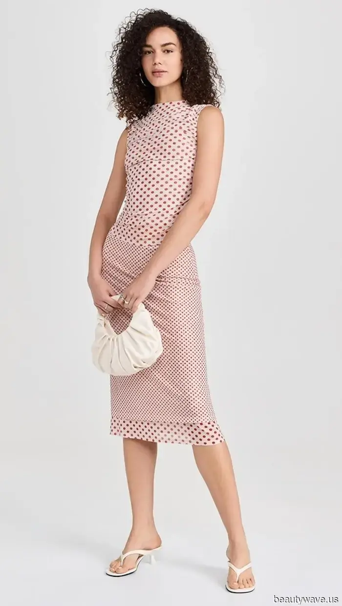 I'm Only Mentioning This Once: If You Don't Give This Trend a Shot Before Summer Wraps Up, You'll Regret It for the Whole Year.