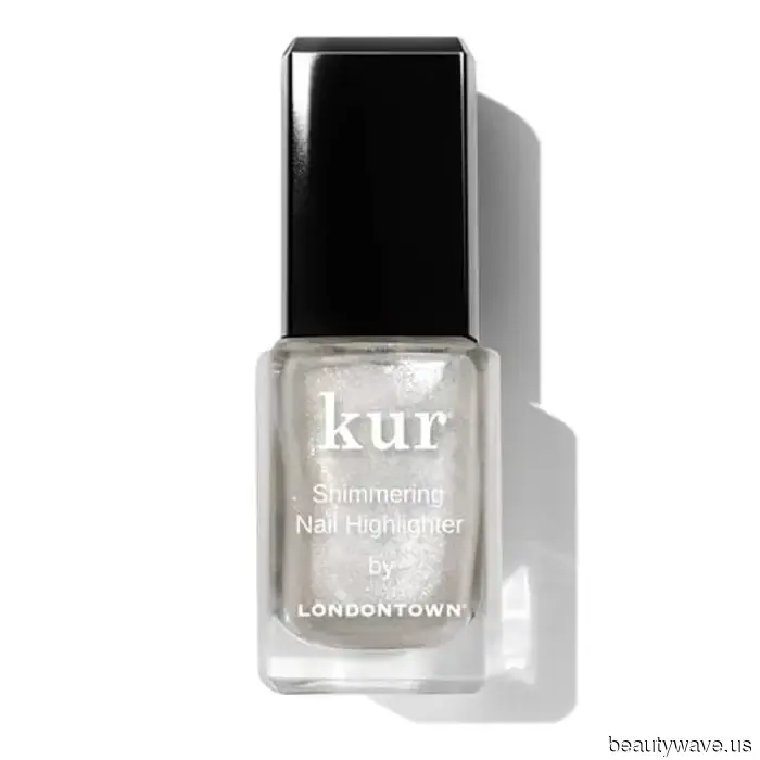 Dai toni invernali freschi all'ispirazione per San Valentino: 6 colori per unghie che spiccano questo febbraio