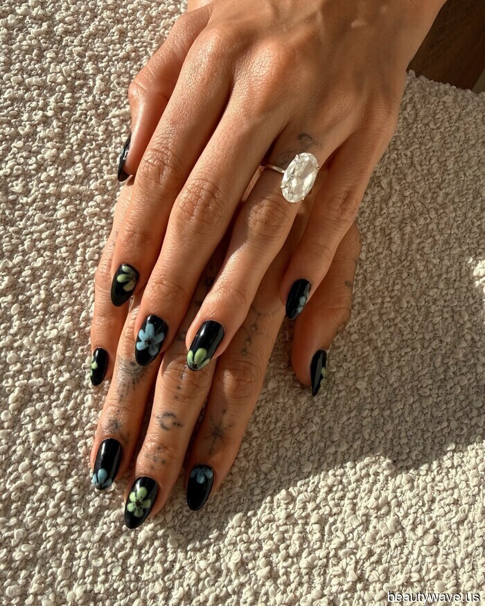 From Hailey Bieber to Charli XCX, It Girls everywhere are opting for Summerween manicures instead of pastels.