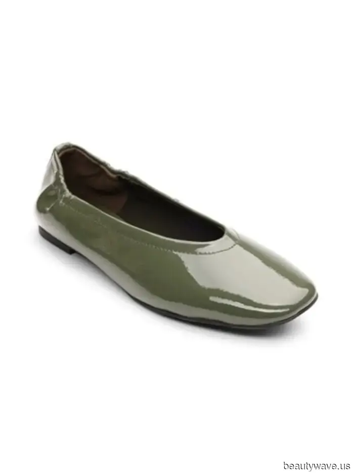 Modeleute in Kopenhagen tragen lately diese 5 Schuhe mit Jeans.