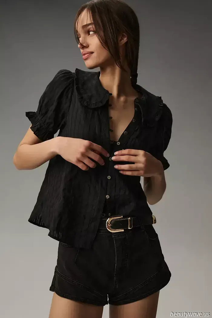 I'm not discarding my white blouses, but I continue to opt for this stylish alternative instead.