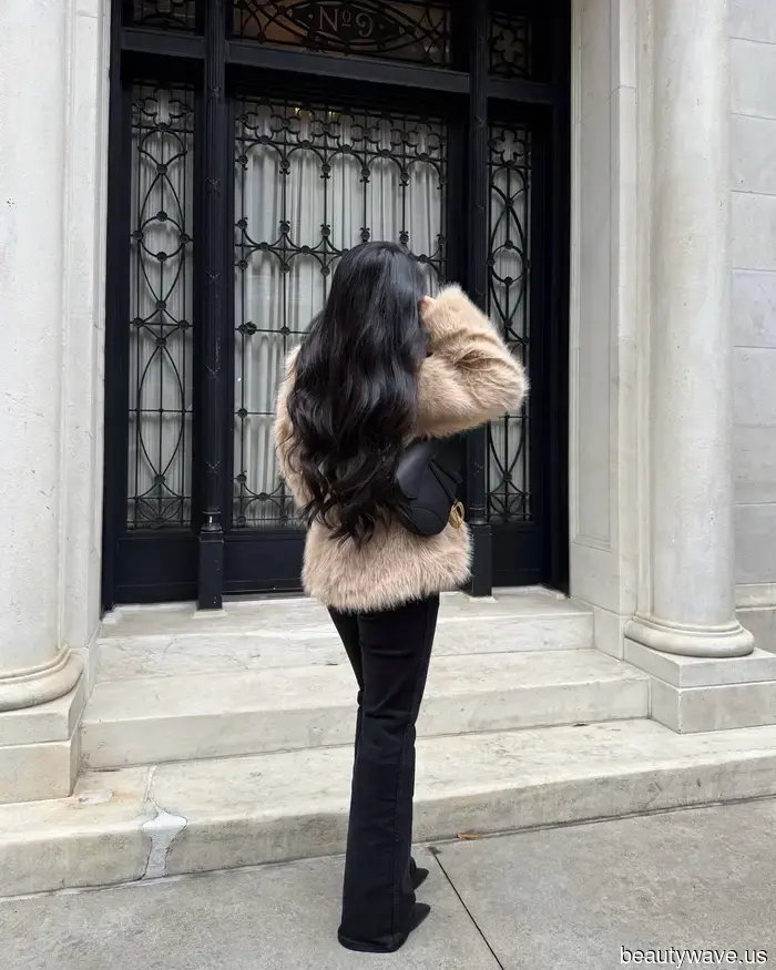 If you're aiming for long, healthy, and shiny hair, this is the product that experts recommend.