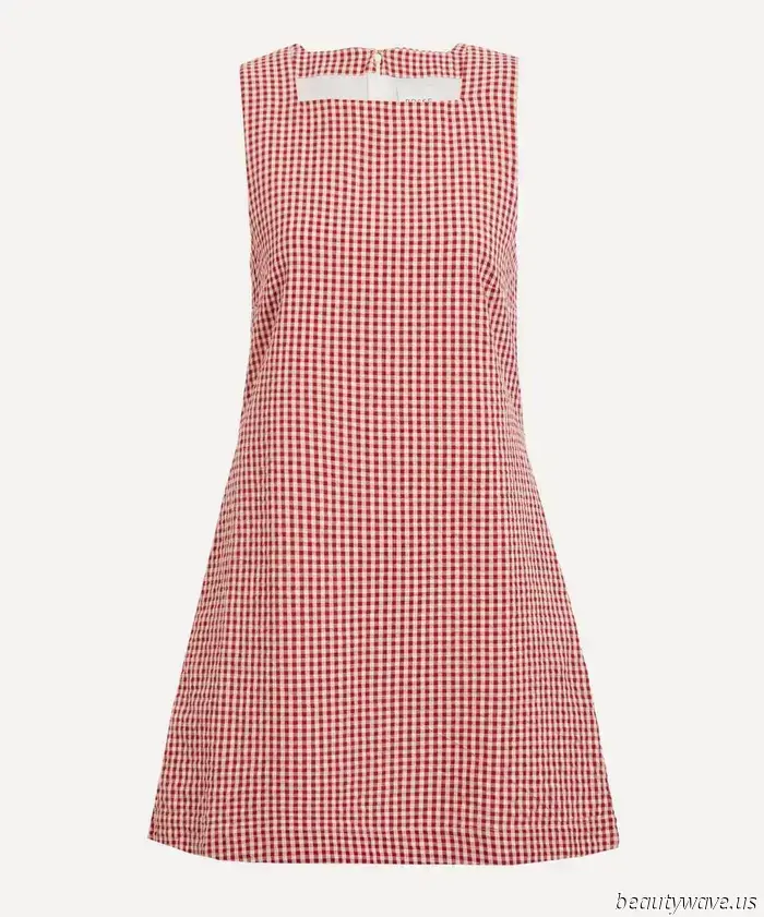 11 Items for a Stylish Capsule: What to Bring on Your Trip to Lisbon