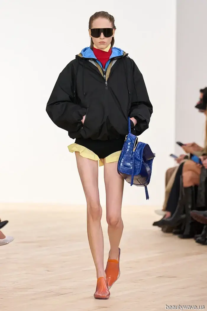 The Runways indicate that this is the color combination for 2026.