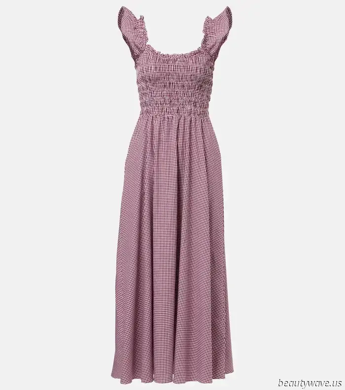 The Simple but Stylish Summer Dress That’s Subtly Dominating My Instagram Feed