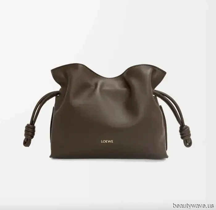 I Prefer My Handbags to Be Minimalist and Luxurious—Here Are 5 Subtle Luxury Styles I Support This Spring.