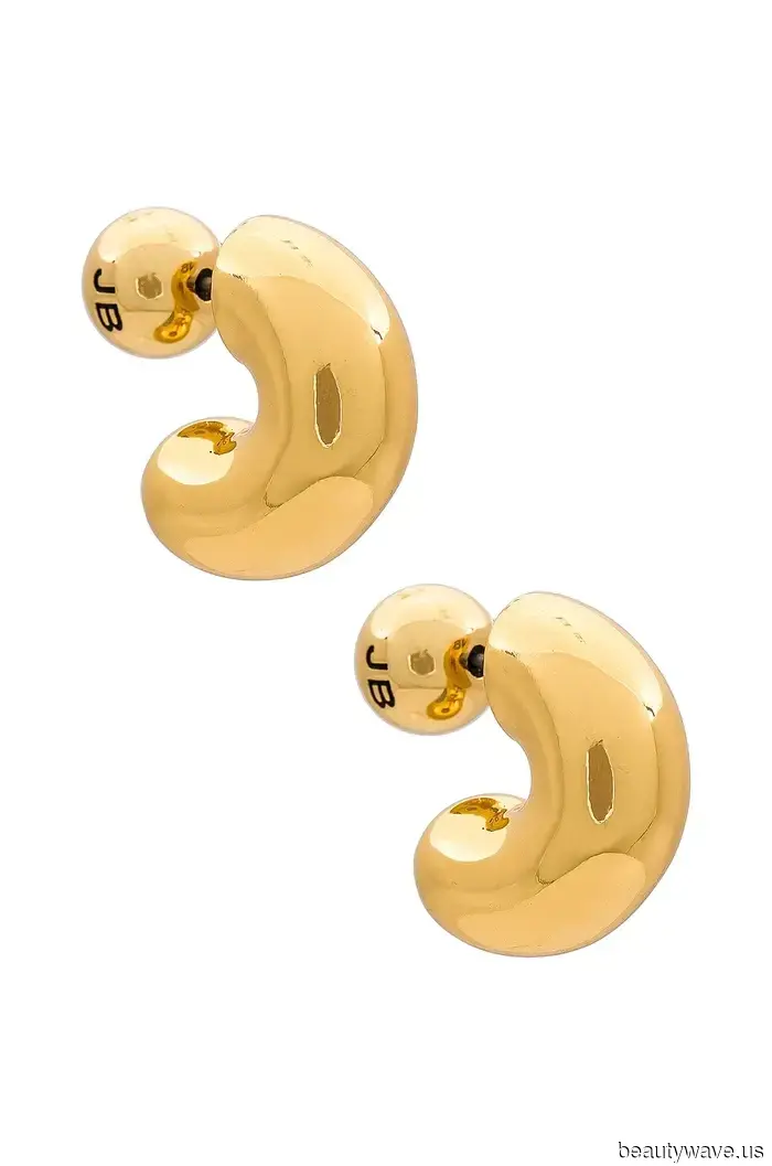 I Jeans a Sigaretta Sono Ufficialmente Tornati&mdash;Ecco Come le It Girl Li Stileranno nel 2026