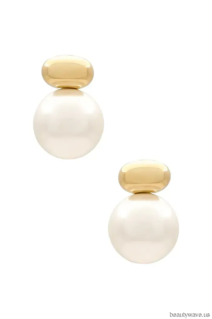 Está bien, quedan menos de 24 horas para aprovechar la venta en todo el sitio de Revolve&mdash;11 artículos que deberías considerar.